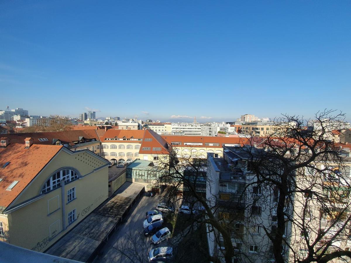 Bossa Nova Castle&Outstanding Home With Garage Ljubljana Exterior photo